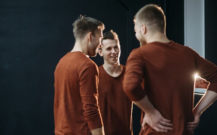 9 Tips for Building and Maintaining Meaningful Friendships