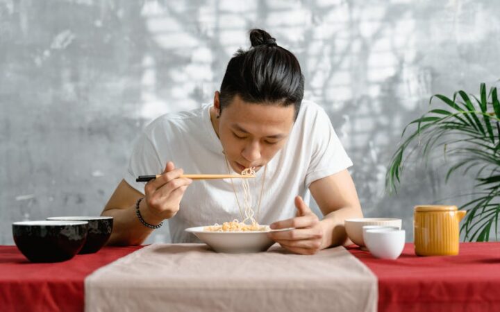 The Art of Solo Dining: Why Eating Alone in 2026 is the New Power Move